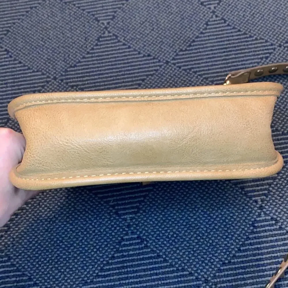 Steve Madden Bag Crossbody Purse Light Brown with Gold Accents